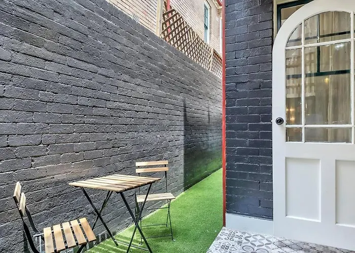 Sydney Cbd Waterview Home 60